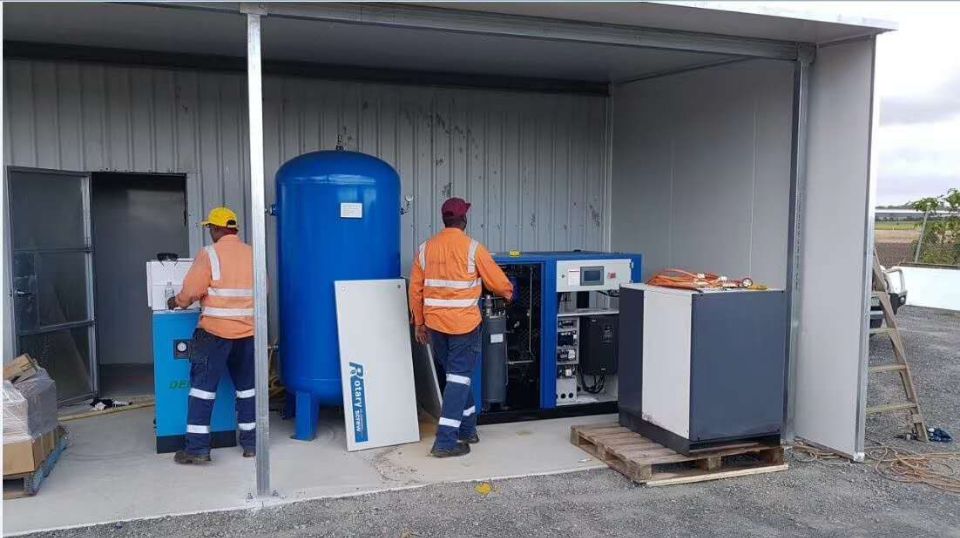 無油空氣壓縮機